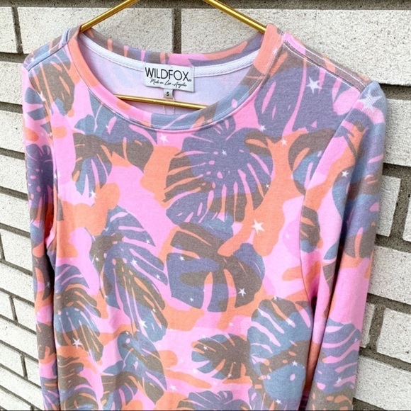 Wildfox Sommers Tropic Camo Palm Leaf Sweatshirt Pink Orange Stars Small NWT - Picture 3 of 8
